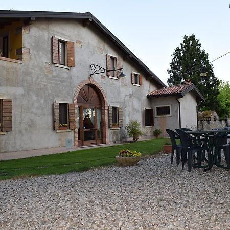 Hotel Agriturismo Fior Di Pesco Sommacampagna Exterior foto