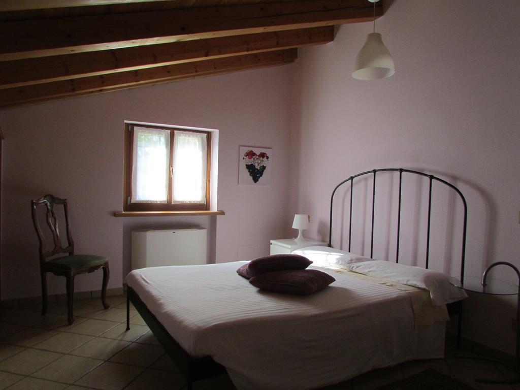 Hotel Agriturismo Fior Di Pesco Sommacampagna Exterior foto